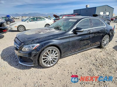 2015 MERCEDES-BENZ C 400 4MATIC 55SWF6GB3FU039533 - główne zdjęcie licytacji z USA - miniatura