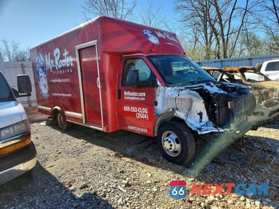 Czwarte zdjęcie samochodu z boku: 2017 CHEVROLET EXPRESS G3500 VIN:1HA3GSCG9HN009786 - miniatura