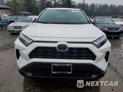 Piąte zdjęcie samochodu w środku: 2025 TOYOTA RAV4 HYBRID XLE VIN:JTMRWRFV1SD340332 - miniatura