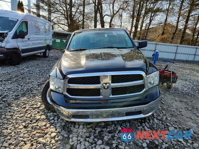 Piąte zdjęcie samochodu w środku: 2017 RAM 1500 SLT VIN:1C6RR7GG9HS770438 - miniatura