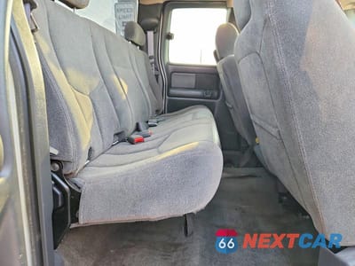 Zdjęcie 10 z 11 samochodu: 2005 CHEVROLET SILVERADO K2500 HEAVY DUTY VIN:1GCHK292X5E132190 - miniatura