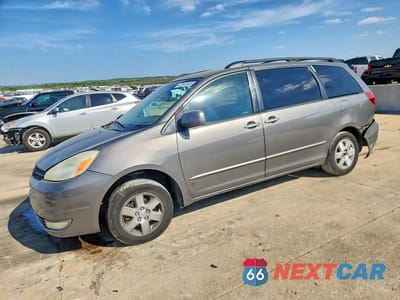 2004 TOYOTA SIENNA XLE 7 PASSENGER 5TDZA22C24S138908 - główne zdjęcie licytacji z USA - miniatura