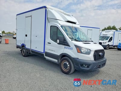 Czwarte zdjęcie samochodu z boku: 2021 FORD TRANSIT DELIVERY TRUCK VIN:1FDBW5Z87MKA84319 - miniatura