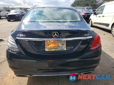 Zdjęcie 6 z 11 samochodu: 2015 MERCEDES-BENZ C 300 4MATIC VIN:55SWF4KB8FU089730 - miniatura
