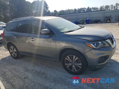 Czwarte zdjęcie samochodu z boku: 2018 NISSAN PATHFINDER SL VIN:5N1DR2MN5JC615227 - miniatura