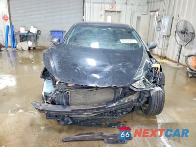 Piąte zdjęcie samochodu w środku: 2013 HYUNDAI ELANTRA LIMITED VIN:KMHDH4AE6DU659223 - miniatura