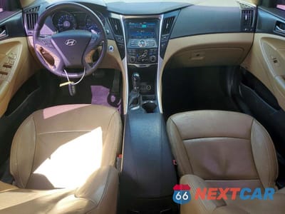 Zdjęcie 8 z 12 samochodu: 2013 HYUNDAI SONATA LIMITED 2.0T VIN:5NPEC4AB6DH716902 - miniatura