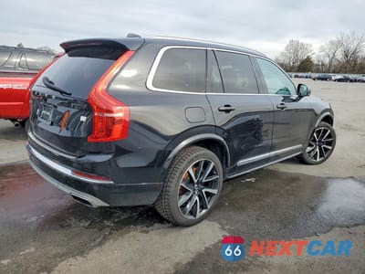 Trzecie zdjęcie samochodu z tyłu: 2021 VOLVO XC90 T8 RECHARGE MOMENTUM VIN:YV4BR00K2M1693067 - miniatura