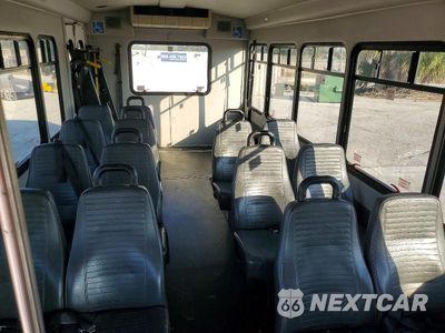 Zdjęcie 11 z 13 samochodu: 2014 FORD E450 SHUTTLE BUS VIN:1FDFE4FS2EDA23884 - miniatura