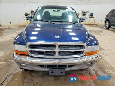 Piąte zdjęcie samochodu w środku: 2004 DODGE DAKOTA SLT VIN:1D7HG42K54S556230 - miniatura