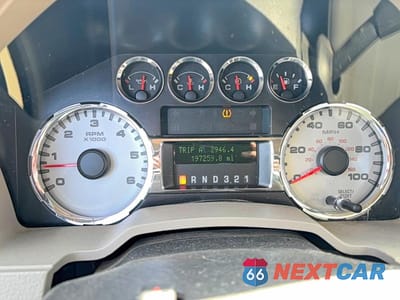 Zdjęcie 8 z 12 samochodu: 2009 FORD F250 SUPER DUTY VIN:1FTSX21519EA80483 - miniatura