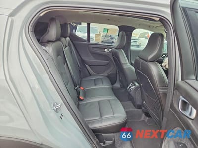 Zdjęcie 11 z 13 samochodu: 2025 VOLVO XC40 CORE VIN:YV4L12UJ0S2569606 - miniatura
