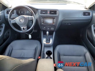 Zdjęcie 8 z 12 samochodu: 2012 VOLKSWAGEN JETTA SE VIN:3VWDP7AJ4CM375417 - miniatura