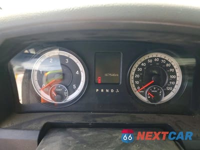 Zdjęcie 9 z 12 samochodu: 2014 RAM TRUCKS 2500 ST VIN:3C6UR5CL1EG195580 - miniatura