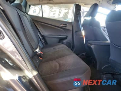 Zdjęcie 10 z 12 samochodu: 2017 TOYOTA PRIUS TWO VIN:JTDKBRFUXH3578828 - miniatura