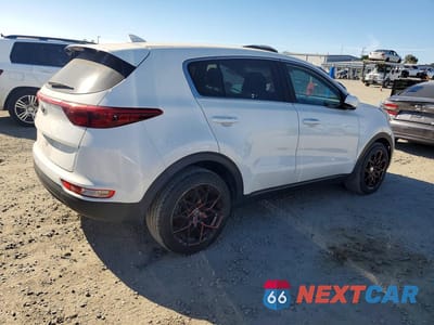 Trzecie zdjęcie samochodu z tyłu: 2019 KIA SPORTAGE LX VIN:KNDPM3AC4K7622995 - miniatura