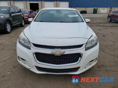 Piąte zdjęcie samochodu w środku: 2015 CHEVROLET MALIBU 1LT VIN:1G11C5SL2FF154062 - miniatura