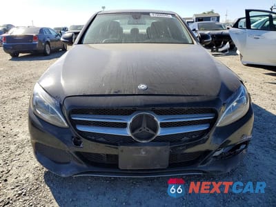 Piąte zdjęcie samochodu w środku: 2015 MERCEDES-BENZ C 300 VIN:55SWF4JB6FU065475 - miniatura