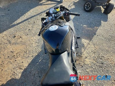 Zdjęcie 6 z 8 samochodu: 2012 BMW S 1000 RR VIN:WB105340XCZL15883 - miniatura