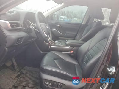 Zdjęcie 7 z 11 samochodu: 2023 TOYOTA HIGHLANDER XLE VIN:5TDKDRBH3PS508720 - miniatura