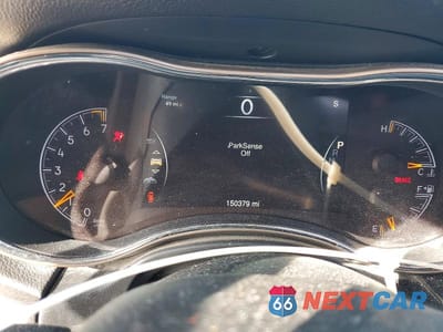 Zdjęcie 9 z 12 samochodu: 2014 JEEP GRAND CHEROKEE LIMITED VIN:1C4RJFBG8EC231736 - miniatura