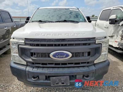 Piąte zdjęcie samochodu w środku: 2021 FORD F350 SUPER DUTY VIN:1FT8W3AT4MEC30872 - miniatura