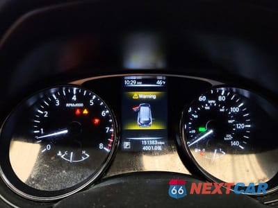 Zdjęcie 9 z 13 samochodu: 2016 NISSAN ROGUE S VIN:JN8AT2MV3GW131044 - miniatura