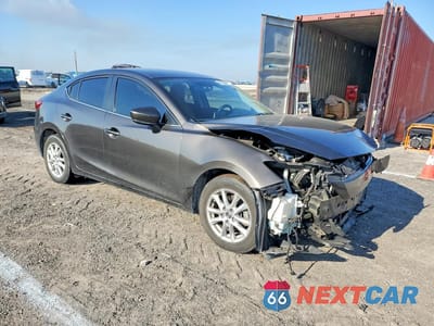 Czwarte zdjęcie samochodu z boku: 2017 MAZDA 3 SPORT VIN:3MZBN1U71HM147229 - miniatura