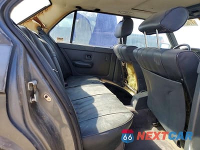 Zdjęcie 10 z 11 samochodu: 1986 BMW 3 SERIES VIN:WBADB7403D1047082 - miniatura