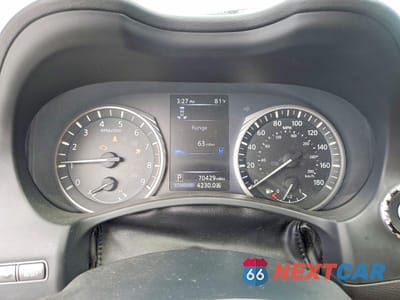 Zdjęcie 9 z 12 samochodu: 2018 INFINITI Q50 3.0T LUXE VIN:JN1EV7AP0JM350589 - miniatura