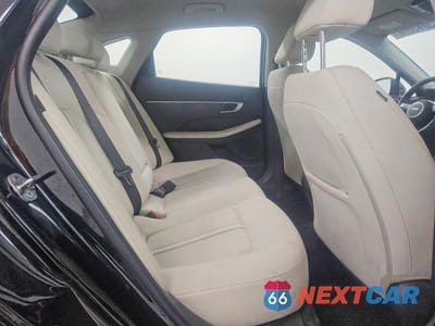 Zdjęcie 10 z 13 samochodu: 2025 HYUNDAI SONATA SEL VIN:KMHL64JA1SA472842 - miniatura