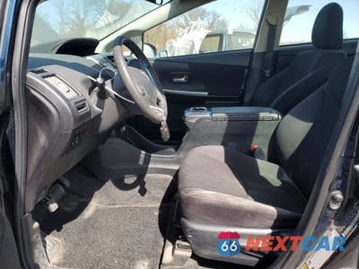 Zdjęcie 7 z 12 samochodu: 2017 TOYOTA PRIUS V TWO VIN:JTDZN3EU4HJ060780 - miniatura