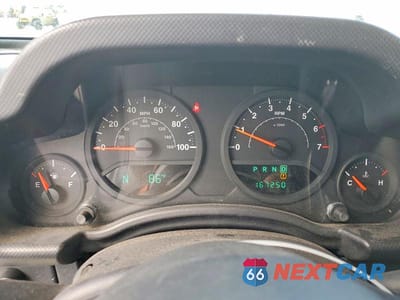 Zdjęcie 9 z 14 samochodu: 2009 JEEP WRANGLER UNLIMITED X VIN:1J4GA39139L770935 - miniatura