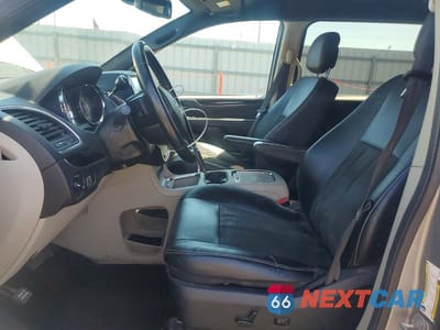 Zdjęcie 7 z 12 samochodu: 2019 DODGE GRAND CARAVAN SXT VIN:2C4RDGCG0KR754876 - miniatura