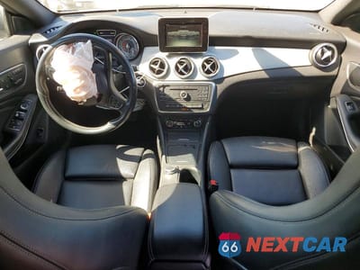 Zdjęcie 8 z 12 samochodu: 2016 MERCEDES-BENZ CLA 250 VIN:WDDSJ4EB3GN292723 - miniatura