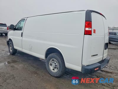 Drugie zdjęcie samochodu z przodu: 2021 CHEVROLET EXPRESS G2500 DELIVERY VAN VIN:1GCWGAFP7M1305897 - miniatura