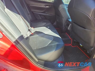 Zdjęcie 10 z 12 samochodu: 2021 TOYOTA CAMRY SE VIN:4T1G11AK0MU431109 - miniatura
