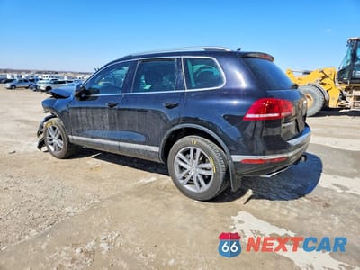 Drugie zdjęcie samochodu z przodu: 2016 VOLKSWAGEN TOUAREG TDI VIN:WVGEP9BPXGD003633 - miniatura