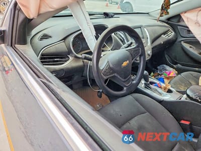 Zdjęcie 8 z 12 samochodu: 2016 CHEVROLET MALIBU VIN:1G1ZE5ST6GF350732 - miniatura