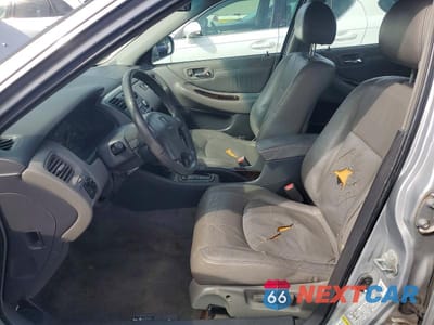 Zdjęcie 7 z 12 samochodu: 2001 HONDA ACCORD EX VIN:1HGCG66871A002656 - miniatura