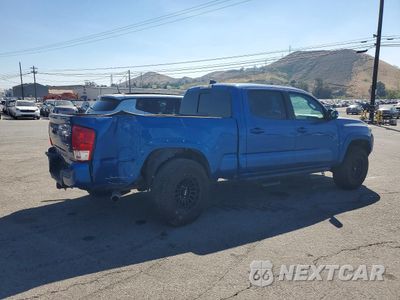Trzecie zdjęcie samochodu z tyłu: 2017 TOYOTA TACOMA TRD SPORT VIN:3TMBZ5DNXHM007824 - miniatura