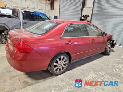 Trzecie zdjęcie samochodu z tyłu: 2007 HONDA ACCORD SE VIN:1HGCM66437A017072 - miniatura