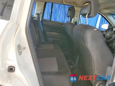 Zdjęcie 11 z 13 samochodu: 2014 JEEP COMPASS SPORT VIN:1C4NJDBB8ED538552 - miniatura