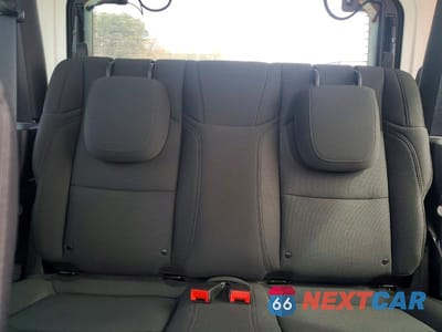 Zdjęcie 10 z 12 samochodu: 2019 JEEP WRANGLER SPORT VIN:1C4GJXAN3KW542689 - miniatura