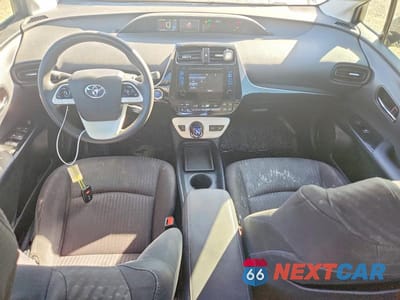 Zdjęcie 8 z 13 samochodu: 2018 TOYOTA PRIUS TWO VIN:JTDKBRFU8J3593561 - miniatura