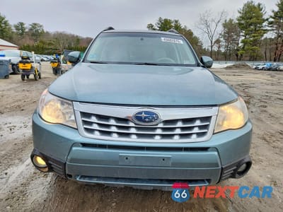 Piąte zdjęcie samochodu w środku: 2012 SUBARU FORESTER 2.5X PREMIUM VIN:JF2SHADC5CH441058 - miniatura