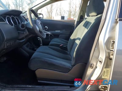 Zdjęcie 7 z 12 samochodu: 2010 NISSAN VERSA 1.8 S VIN:3N1BC1CPXAL412707 - miniatura