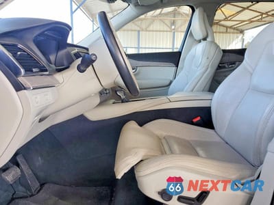 Zdjęcie 7 z 11 samochodu: 2021 VOLVO XC90 T6 INSCRIPTION VIN:YV4A221L0M1681681 - miniatura