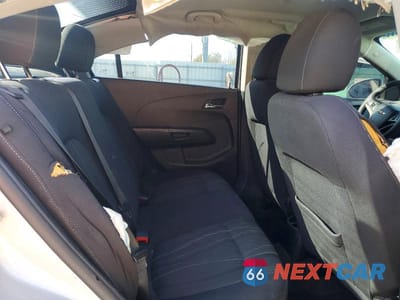 Zdjęcie 10 z 11 samochodu: 2013 CHEVROLET SONIC LT VIN:1G1JC5SBXD4256970 - miniatura
