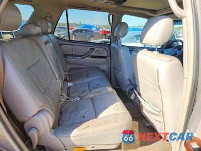 Zdjęcie 11 z 13 samochodu: 2005 TOYOTA SEQUOIA LIMITED VIN:5TDBT48A05S234910 - miniatura
